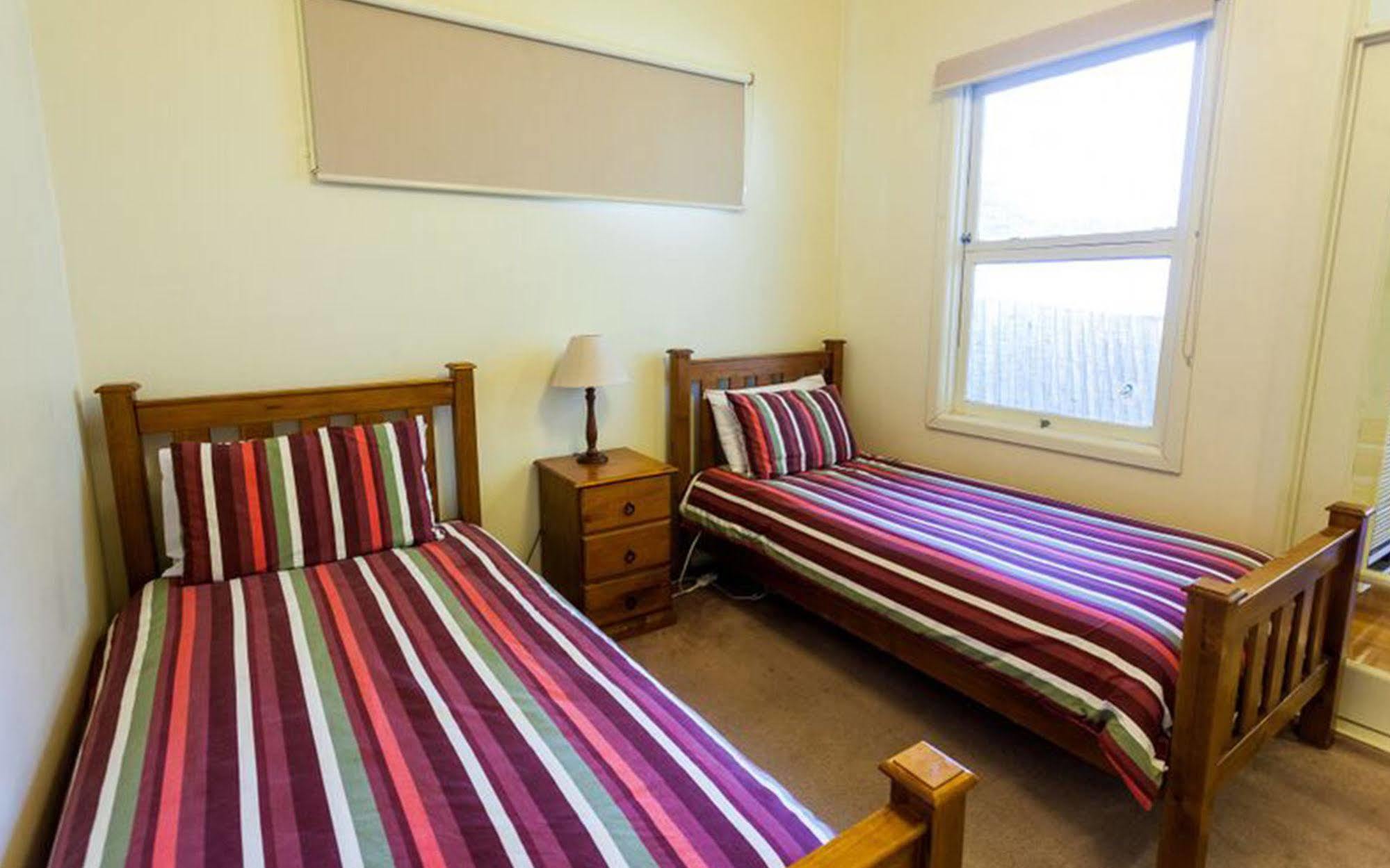 Point Lonsdale Holiday Apartments (Adults Only) Queenscliff Eksteriør billede